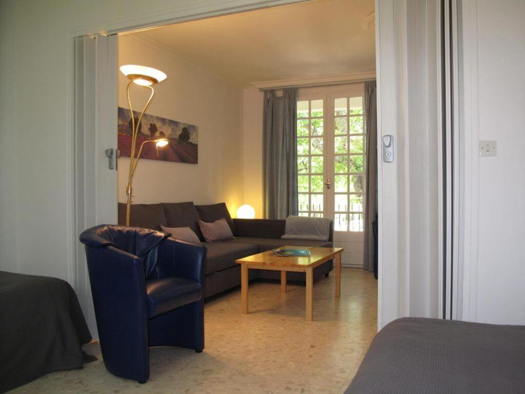 Residence Miro, Gites Avec Piscine Chauffee Et Tennis Les Arcs-sur-Argens Ngoại thất bức ảnh